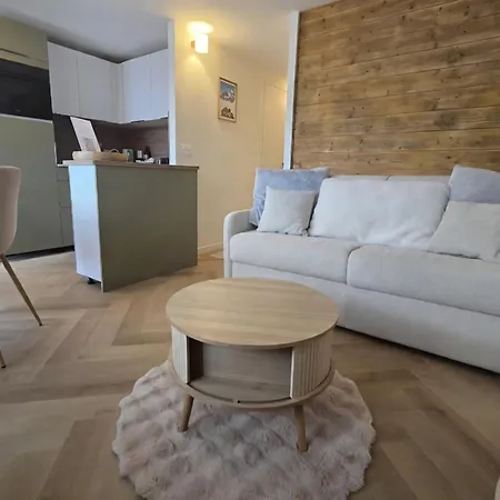 Cozy Nest - Le - In-out Apartament